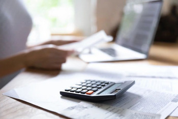 Фотография к новости: В министерстве объяснили как "заморозка" тарифов повлияет на сферу ЖКХ