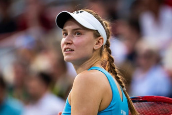 Фотография к новости: Рыбакина вышла в полуфинал и пробилась на Итоговый турнир WTA