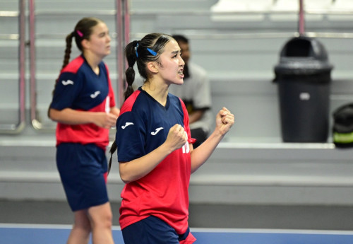 Фотография к новости: Казахстанские гандболистки обыграли сборную Узбекистана на Юношеских Азиатских играх