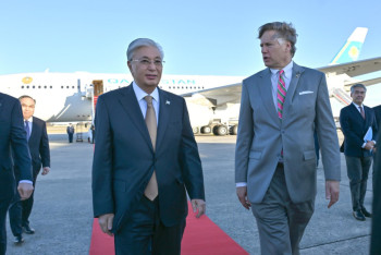 Фотография к новости: Президент Казахстана прибыл с визитом в Вашингтон