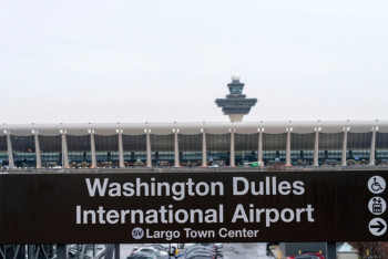 Фотография к новости: 18 человек получили травмы в результате аварии в аэропорту Вашингтона