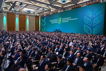 Фотография к новости: Глава государства призвал ускорить привлечение иностранных инвесторов в агросектор