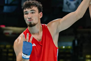 Фотография к новости: Казахстанец Санжарали Бегалиев вышел в полуфинал Кубка мира World Boxing