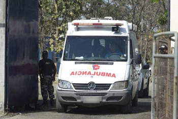 Фотография к новости: Автобус сорвался в овраг в Эквадоре: 13 погибших