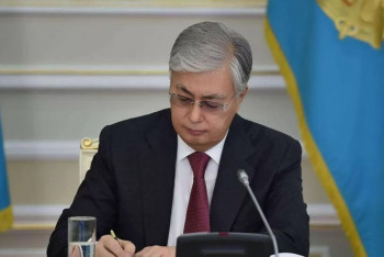 Фотография к новости: Фельдшер Улдана Мырзуан удостоена медали "Ерлігі үшін" посмертно