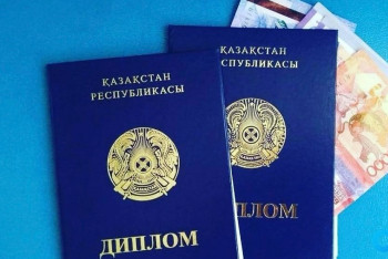 Фотография к новости: Казахстанские дипломы будут признавать во всем мире — Саясат Нурбек