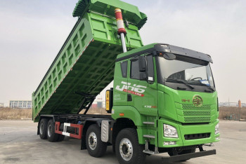 Фотография к новости: Депутаты бьют тревогу: Казахстан может остаться без самосвалов уже в 2026 году