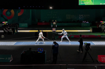 Фотография к новости: Казахстанские фехтовальщики обыграли Саудовскую Аравию и завоевали золото Исламских игр