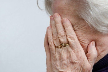 Фотография к новости: Пожилая учительница хотела вложиться в инвестиции и потеряла 20 млн тенге