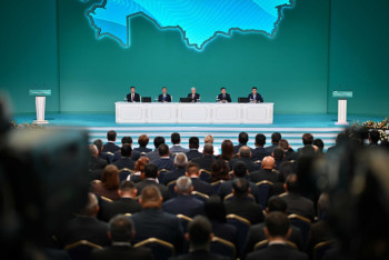 Фотография к новости: Глава государства подчеркнул стратегическую роль сельских акимов в развитии страны