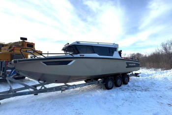 Фотография к новости: Спасатели ВКО получили новый катер