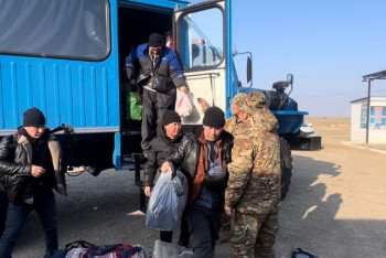 Фотография к новости: На кызылординской трассе сломался автобус: эвакуированы 34 человека