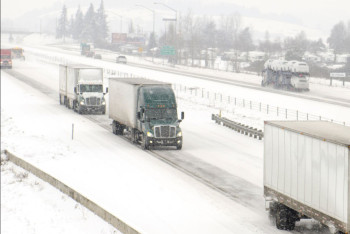 Фотография к новости: Какие регионы Казахстана лидируют по жалобам на дороги