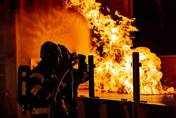 Фотография к новости: Газовый баллон взорвался при пожаре в гараже в Астане