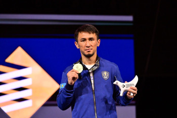 Фотография к новости: World Boxing включила двух казахстанцев в число номинантов