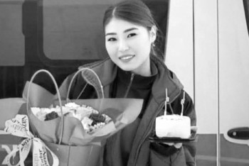 Фотография к новости: В Астане открыли мемориальную доску в память о фельдшере