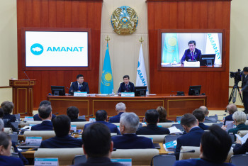 Фотография к новости: Приоритеты работы на 2026 год обсудили депутаты фракции партии "AMANAT"