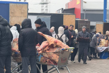 Фотография к новости: Конина и говядина дешевле рынка: мясную ярмарку в Астане продлили до конца декабря