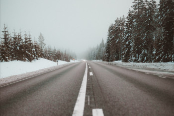 Фотография к новости: На двух республиканских дорогах Казахстана ограничили движение из-за непогоды