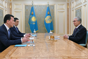 Фотография к новости: Токаев поручил выработать базовые подходы к конституционной реформе