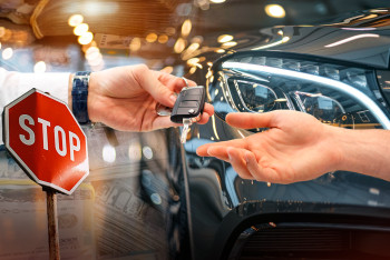 Фотография к новости: Авто мечты откладываются: автолизинг оказался не по карману казахстанцам