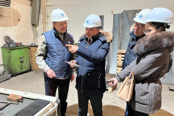 Фотография к новости: Депутат Мажилиса ознакомился с проблемами обрабатывающей промышленности