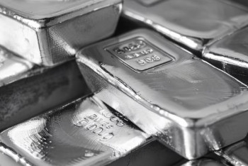 Фотография к новости: Производство серебра в Казахстане сокращается пятый год подряд, а цена бьёт рекорды