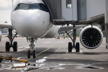 Фотография к новости: Американские инструкторы участвуют в подготовке Казахстана к прямым рейсам в США