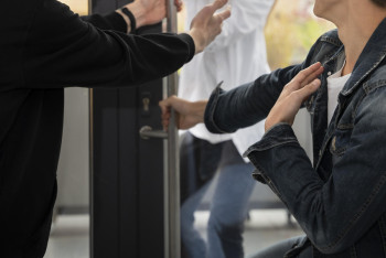 Фотография к новости: Приставания в общественных местах бьют рекорды в Казахстане