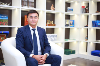 Фотография к новости: Курултай открывает новые горизонты для демократии – эксперт КИСИ