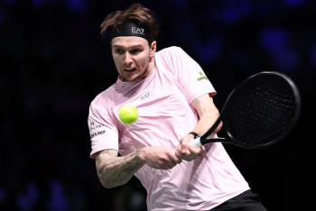 Фотография к новости: Александр Бублик завершил выступление на Australian Open после поражения де Минору