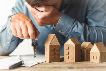 Фотография к новости: "Ситуация как в фильме ужасов": в мажилисе подняли проблему недвижимости в Алматы