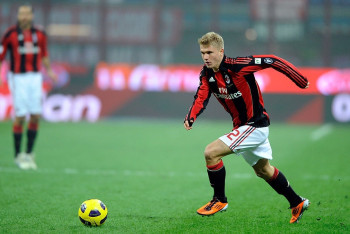 Фотография к новости: Экс-футболист "Милана" пополнил состав столичного клуба