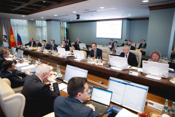 Фотография к новости: Члены ЕАЭС приняли решение о беспошлинном ввозе сахара-сырца