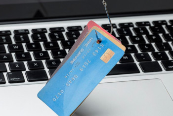 Фотография к новости: Казахстанские банки обяжут возвращать деньги жертвам мошенников