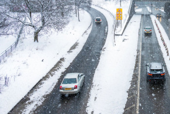 Фотография к новости: Непогода закрыла участки ключевых трасс в Казахстане