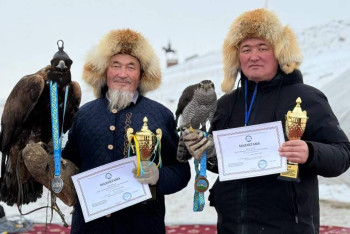 Фотография к новости: Лучших беркутчи наградили в Восточном Казахстане
