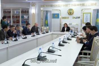 Фотография к новости: Клуб главных редакторов заявил о поддержке проекта новой Конституции