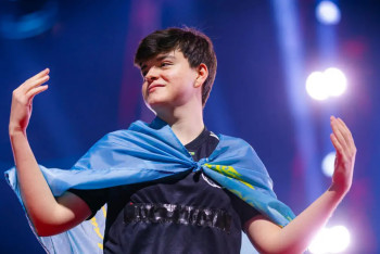 Фотография к новости: Казахстанский киберспортсмен molodoy вошёл в число лучших игроков