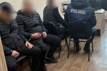 Фотография к новости: В Алматы полицейские сорвали дерзкое похищение человека