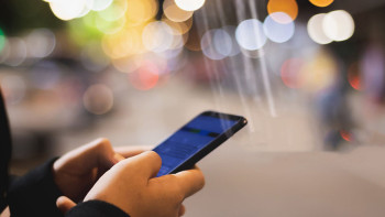 Фотография к новости: Португалия намерена ограничить доступ к соцсетям детям до 16 лет