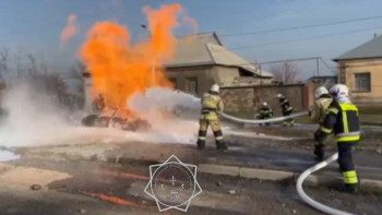 Фотография к новости: В Шымкенте авто спровоцировало взрыв газорегулятора