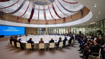 Фотография к новости: Члены коалиции за Народную Конституцию встретились с жителями Туркестана