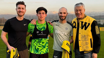 Фотография к новости: В Алматы прибыли специалисты "Челси" для работы с Дастаном Сатпаевым