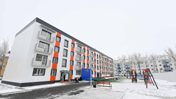 Фотография к новости: 22 семьи получили жилье в городе Курчатов