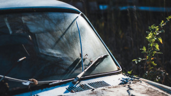 Фотография к новости: Кабину смяло ударом: в Алматинской области грузовик протаранил жилой дом