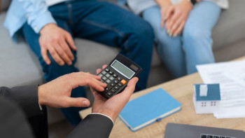 Фотография к новости: Почему казахстанцы продолжают переплачивать за кредиты с «обязательной страховкой»