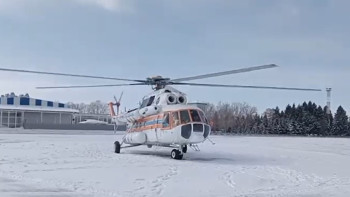 Фотография к новости: Вертолёт МЧС доставил младенца в критическом состоянии в больницу