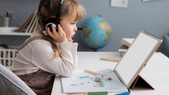 Фотография к новости: Все школьники первой смены 27 февраля переходят на дистанционку в Астане