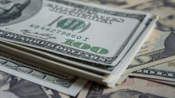 Фотография к новости: Доллар снова подешевел в Казахстане